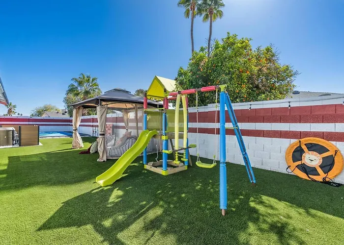 7br Lux Pool & Pickleball Oasis W/speakeasy *