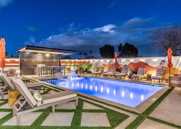 7br Lux Pool & Pickleball Oasis W/speakeasy * Phoenix