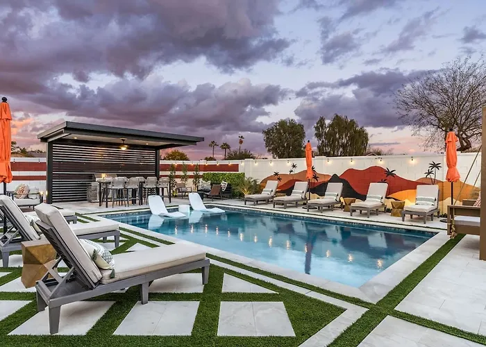 7br Lux Pool & Pickleball Oasis W/speakeasy Phoenix